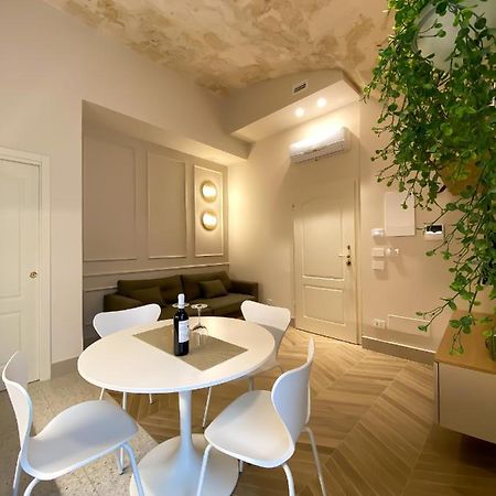 Dimore Garibaldi - Puglia Mia Apartments โมโนโปลี ภายนอก รูปภาพ