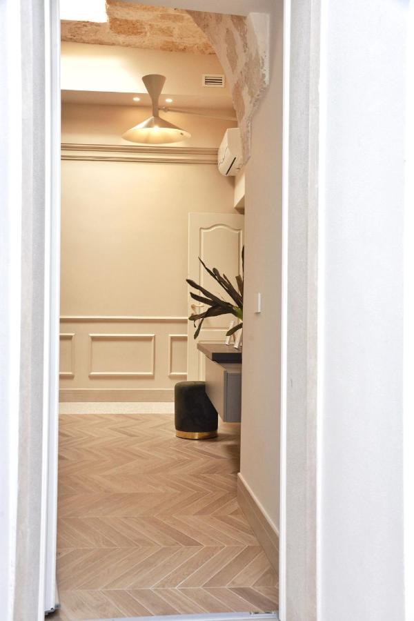 Dimore Garibaldi - Puglia Mia Apartments โมโนโปลี ภายนอก รูปภาพ