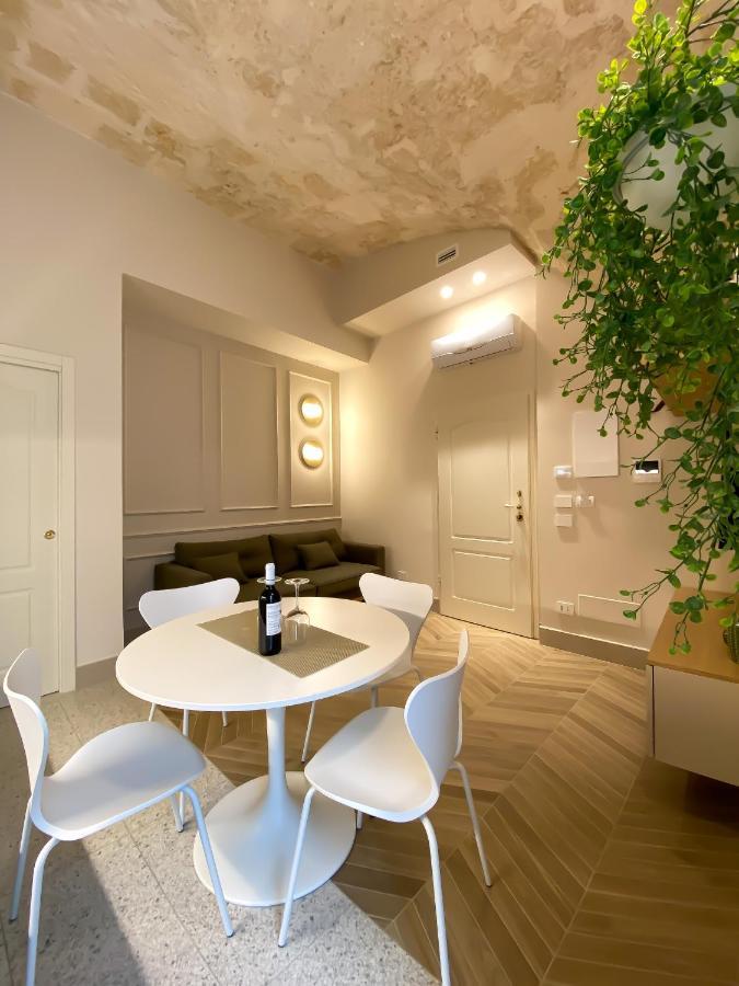 Dimore Garibaldi - Puglia Mia Apartments โมโนโปลี ภายนอก รูปภาพ